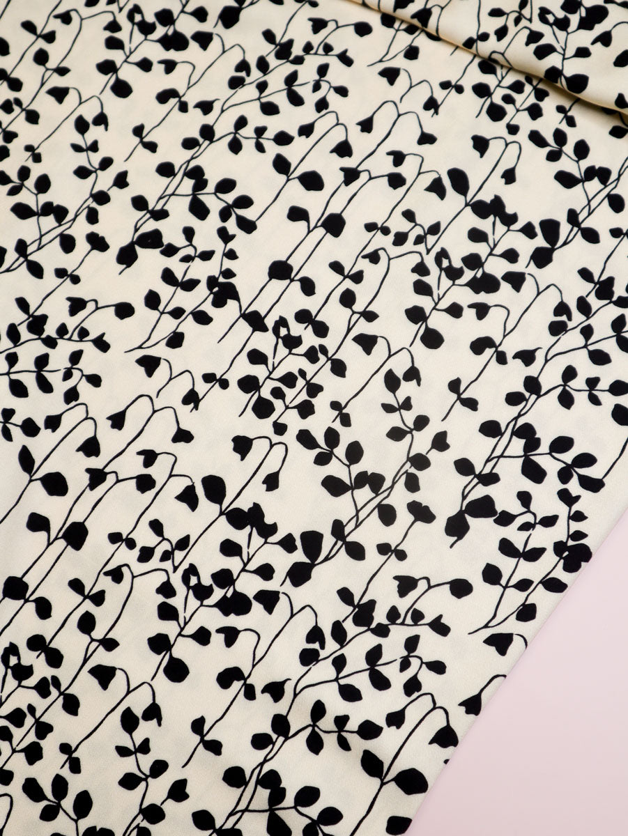Goya Ivory - Viscose twill