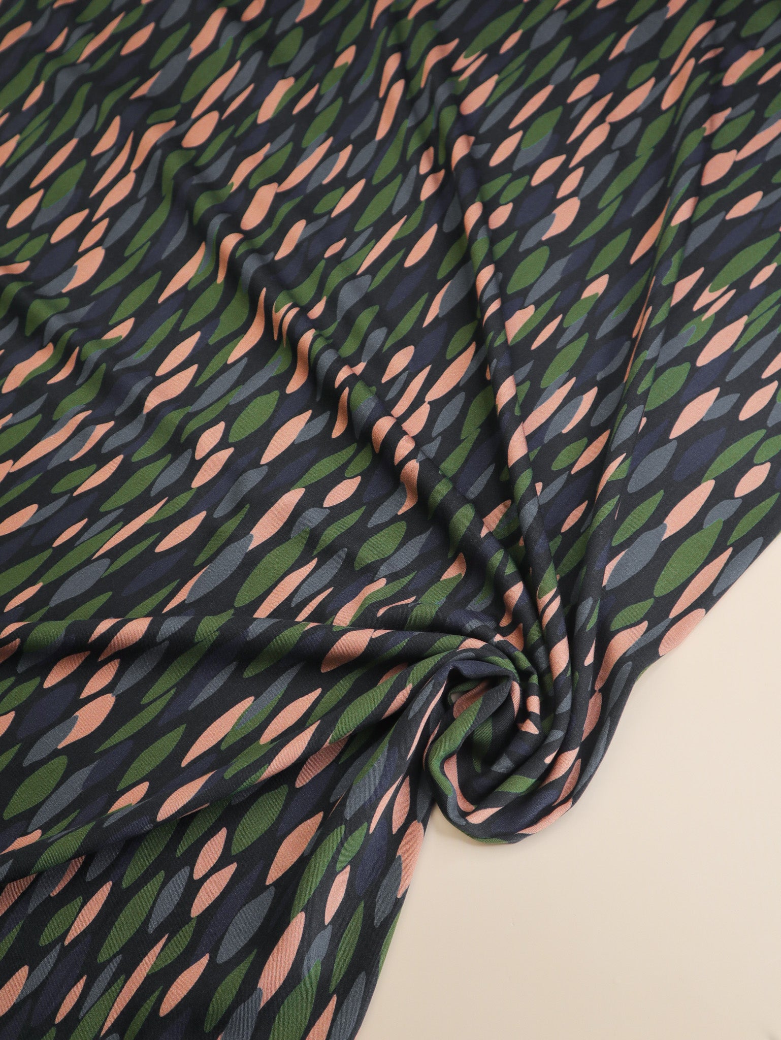 Stan Night - Viscose twill