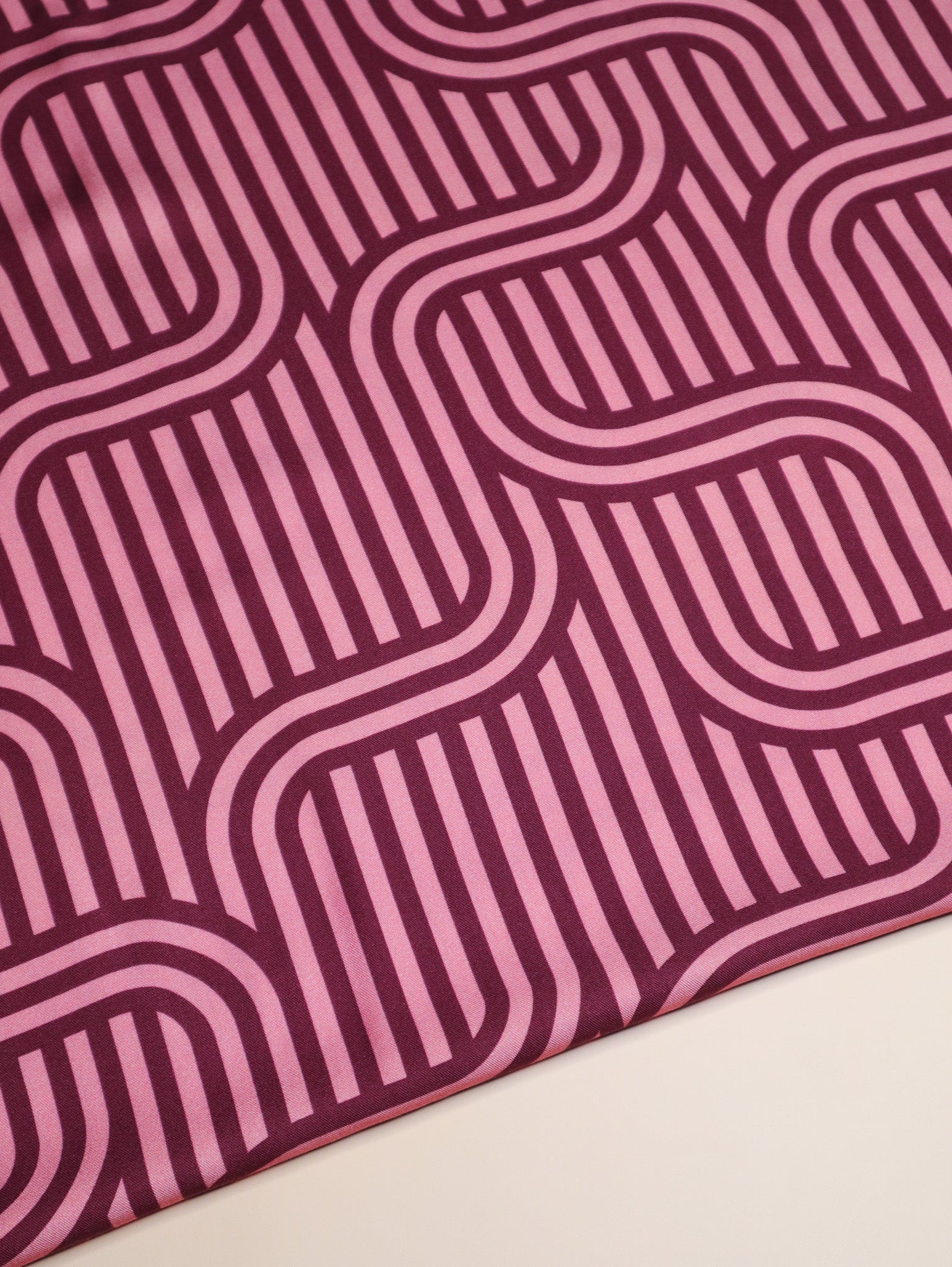 Ziggy Rouge - Viscose twill