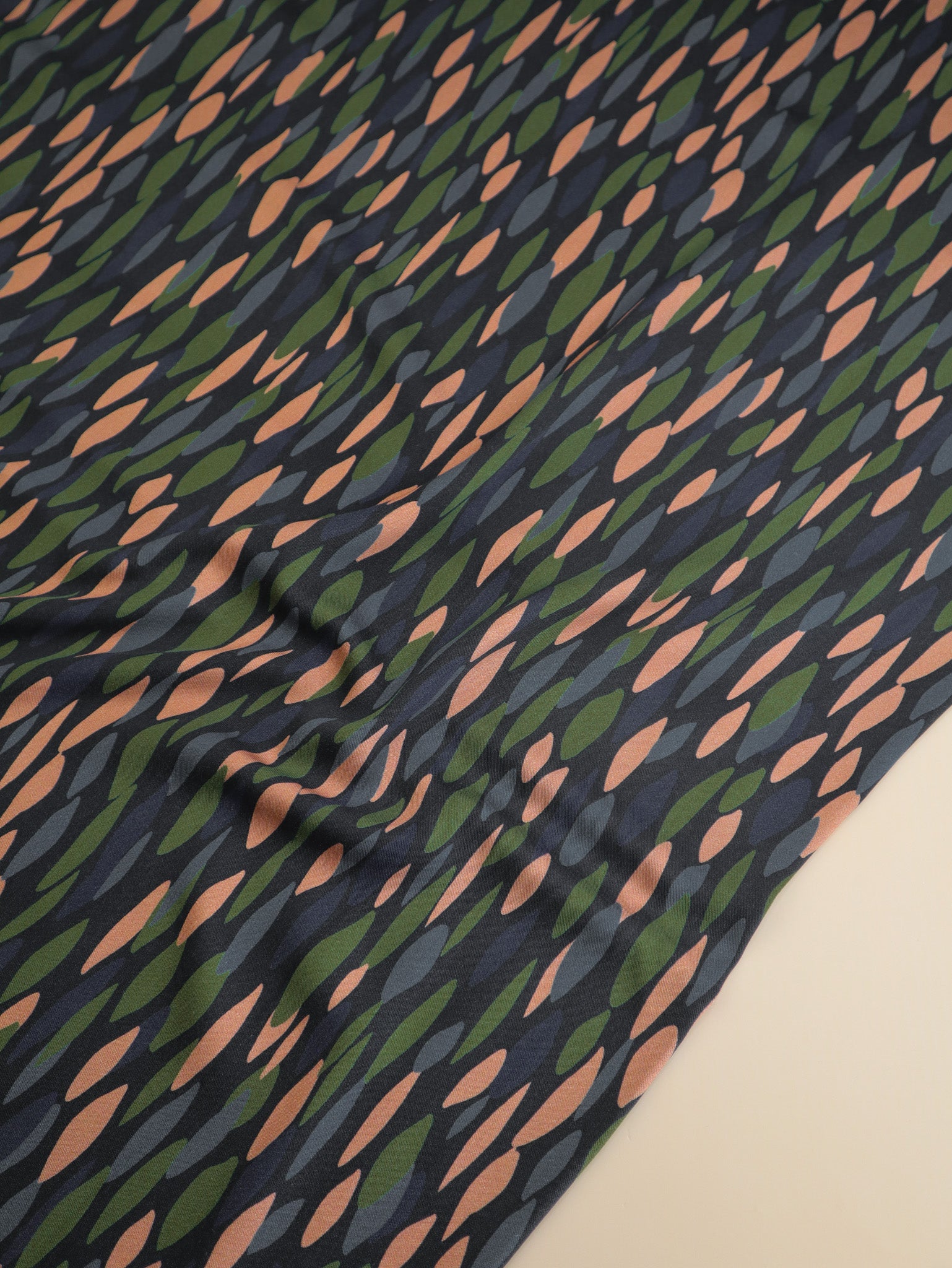 Stan Night - Viscose twill