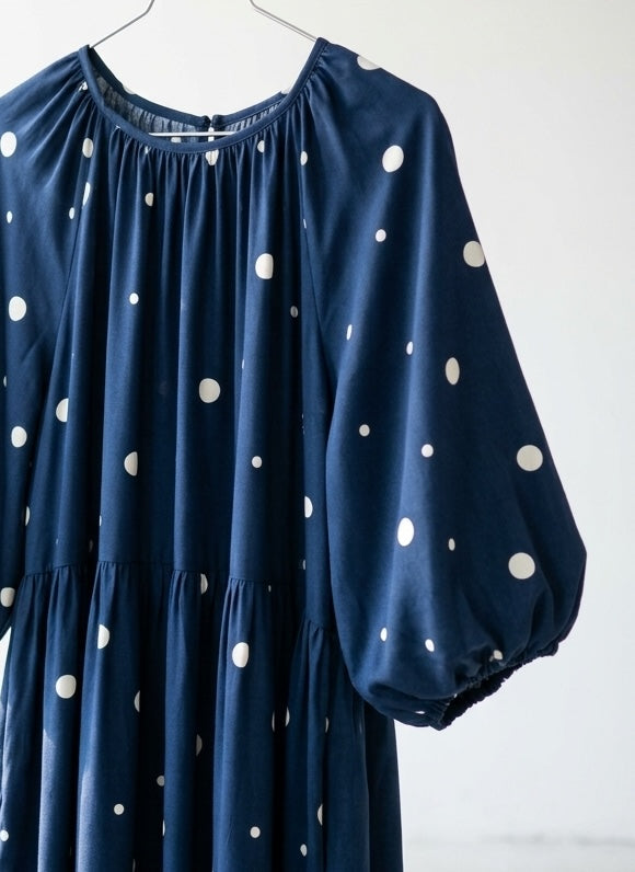 why am i seeing the dress as white and gold Kivari Dakota Maxi Dress – Restitched main image 1